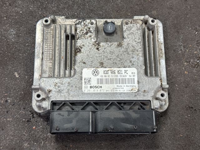 bontott VW CADDY Motorvezérlő