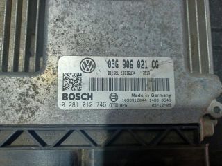 bontott VW CADDY Motorvezérlő