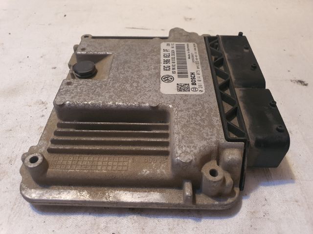 bontott VW CADDY Motorvezérlő