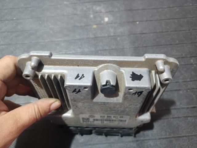 bontott VW CADDY Motorvezérlő