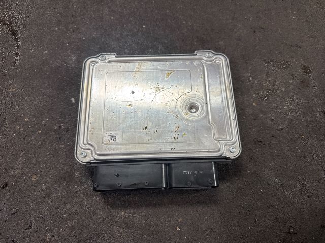 bontott VW CADDY Motorvezérlő