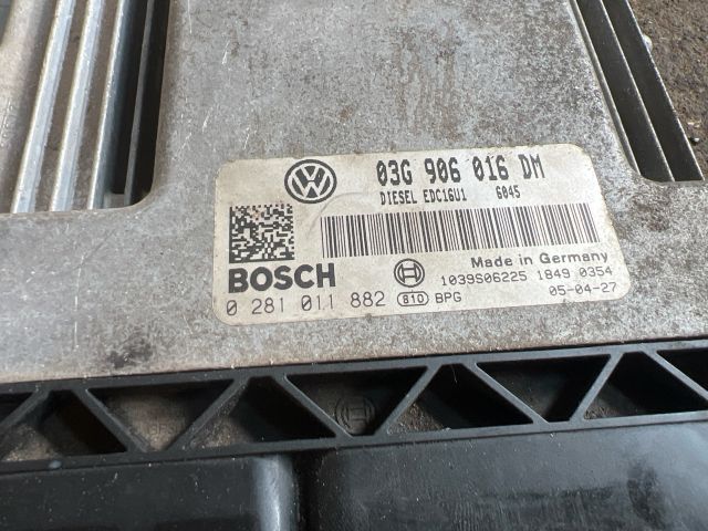 bontott VW CADDY Motorvezérlő