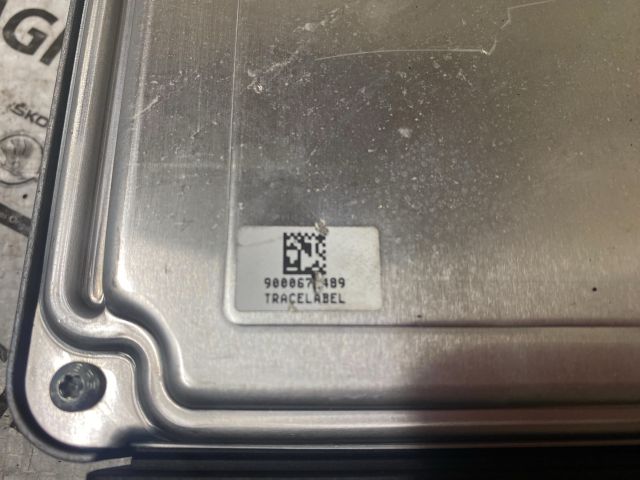 bontott VW CADDY Motorvezérlő