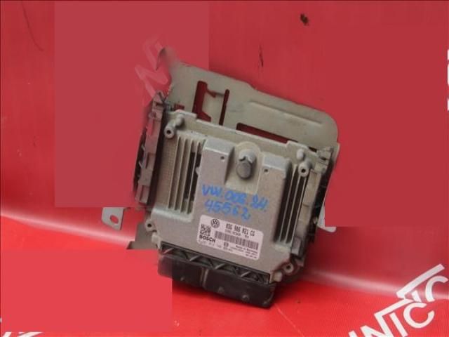 bontott VW CADDY Motorvezérlő