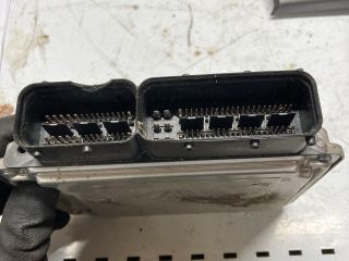 bontott VW CADDY Motorvezérlő