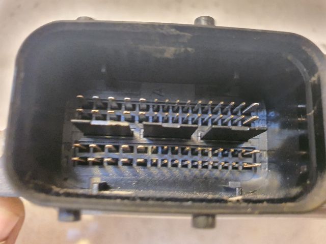 bontott VW CADDY Motorvezérlő