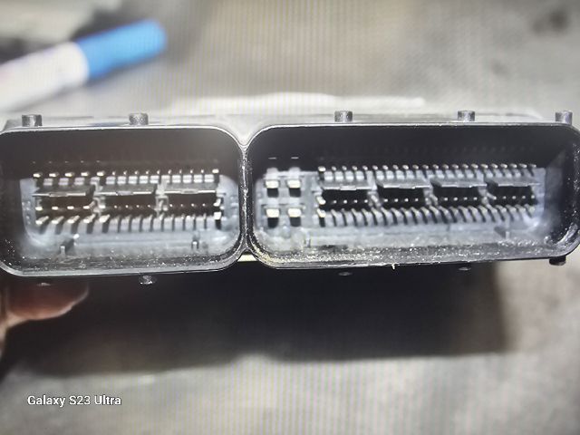 bontott VW CADDY Motorvezérlő