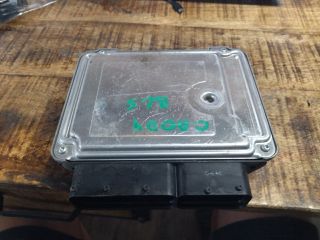 bontott VW CADDY Motorvezérlő