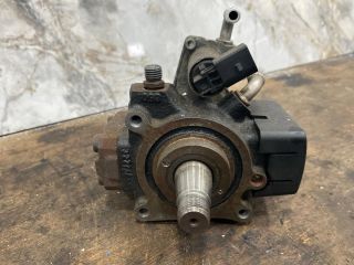 bontott VW CADDY Nagynyomású Szivattyú