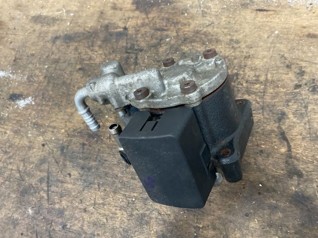 bontott VW CADDY Nagynyomású Szivattyú