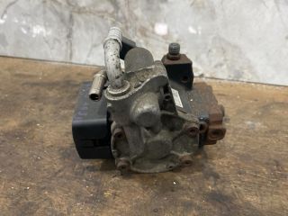 bontott VW CADDY Nagynyomású Szivattyú