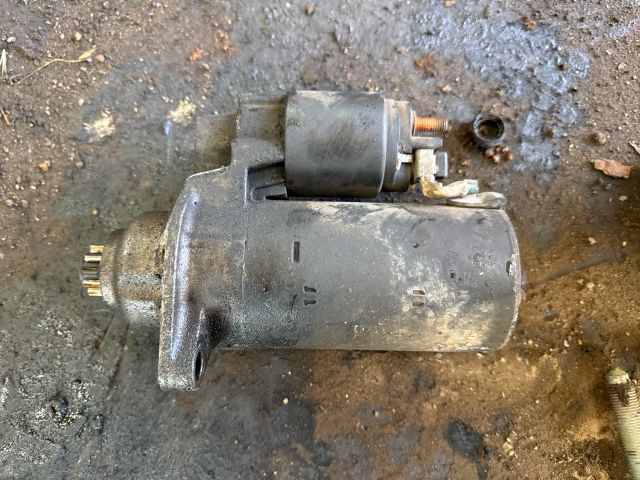 bontott VW CADDY Önindító