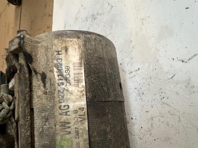 bontott VW CADDY Önindító