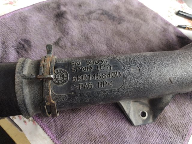 bontott VW CADDY Turbócső