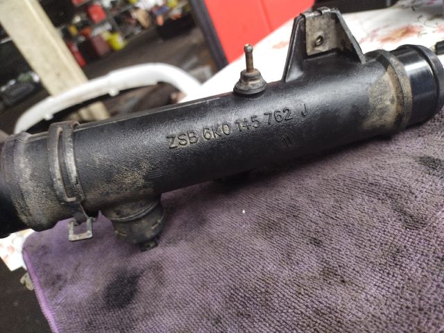 bontott VW CADDY Turbócső