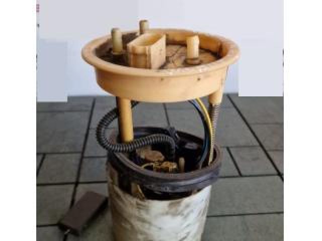 bontott VW CADDY Üzemanyag Szivattyú