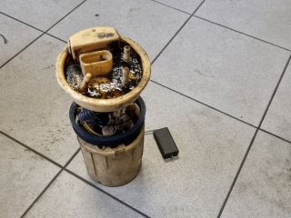 bontott VW CADDY Üzemanyag Szivattyú