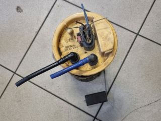 bontott VW CADDY Üzemanyag Szivattyú