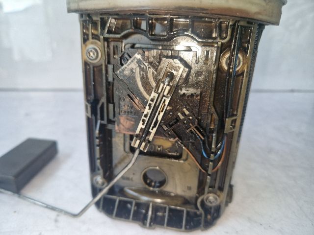 bontott VW CADDY Üzemanyag Szivattyú