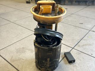 bontott VW CADDY Üzemanyag Szivattyú