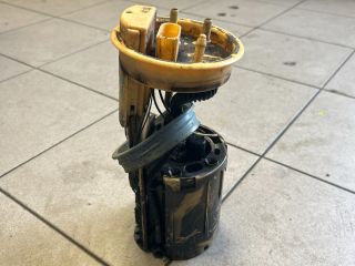 bontott VW CADDY Üzemanyag Szivattyú