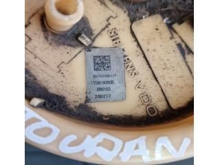 bontott VW CADDY Üzemanyag Szivattyú