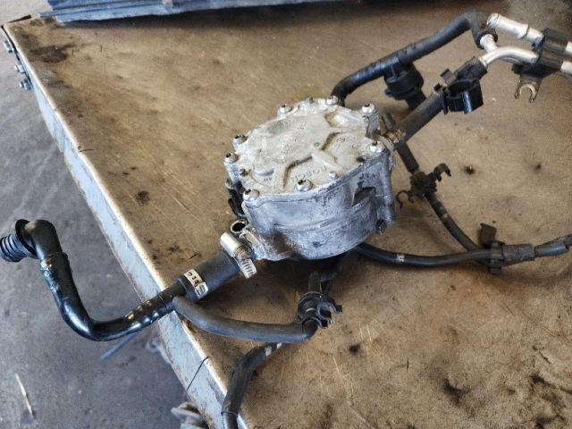 bontott VW CADDY Vákumpumpa