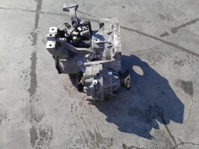 bontott VW CADDY Váltó (Mechanikus)