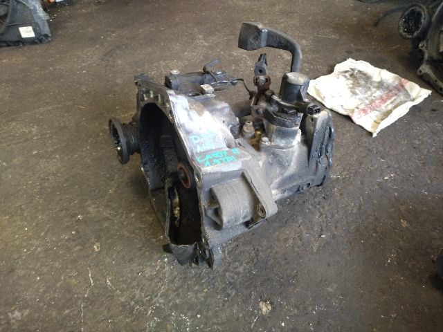 bontott VW CADDY Váltó (Mechanikus)