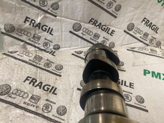 bontott VW CADDY Vezérműtengely (Magában)