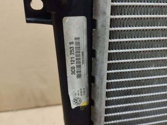 bontott VW CADDY Vízhűtő Radiátor (Klímás)