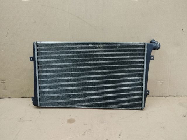 bontott VW CADDY Vízhűtő Radiátor (Klímás)