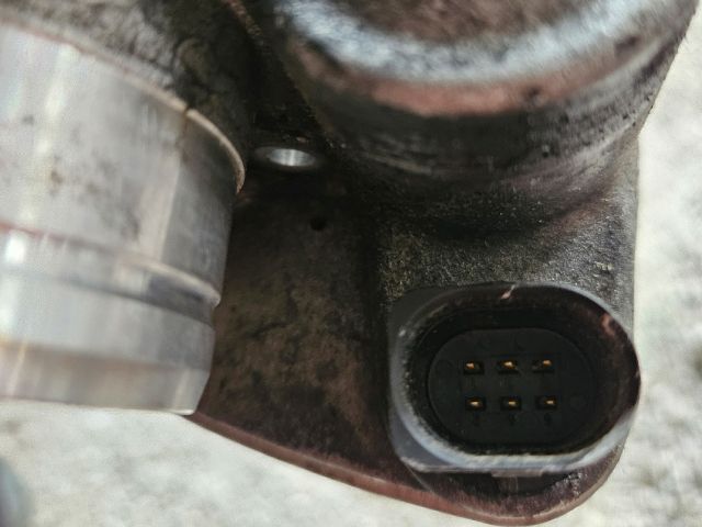 bontott VW CADDY Fojtószelep (Elektromos)