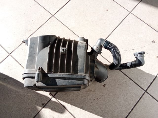 bontott VW CADDY Légszűrő Ház