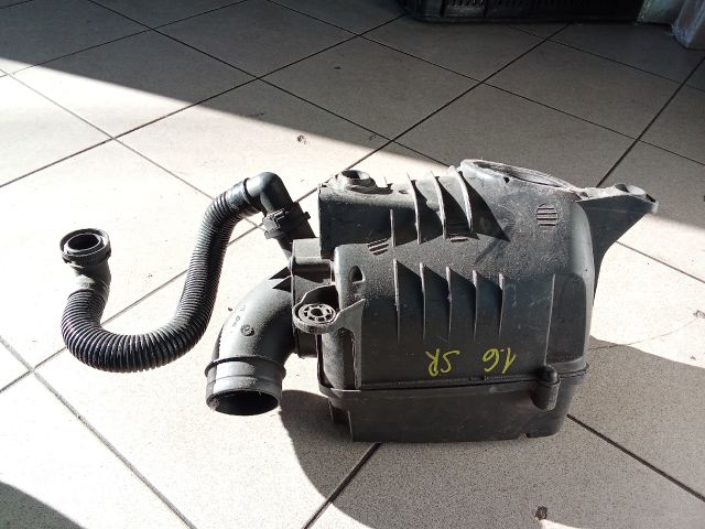 bontott VW CADDY Légszűrő Ház