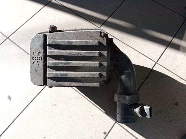 bontott VW CADDY Légszűrő Ház