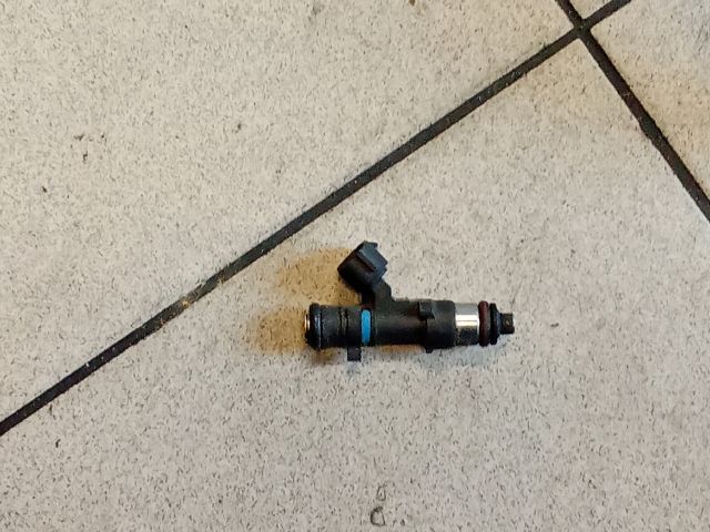 bontott VW CADDY Porlasztó (1 db)