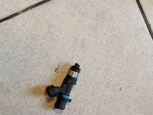 bontott VW CADDY Porlasztó (1 db)