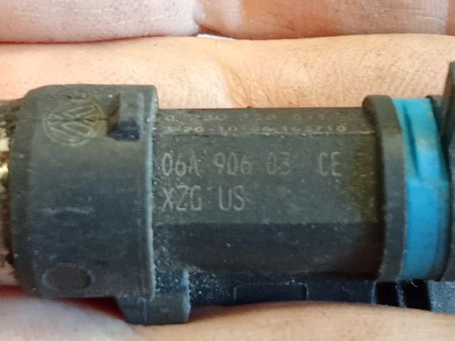 bontott VW CADDY Porlasztó (1 db)