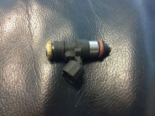 bontott VW CADDY Porlasztó (1 db)