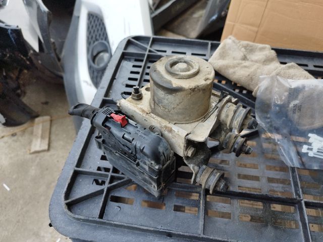 bontott VW CADDY ABS Kocka