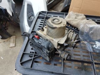 bontott VW CADDY ABS Kocka