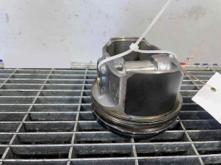 bontott VW CADDY Dugattyú