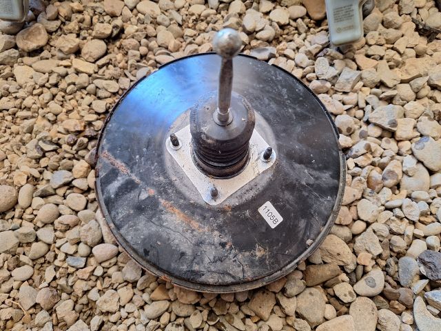 bontott VW CADDY Fékrásegítő