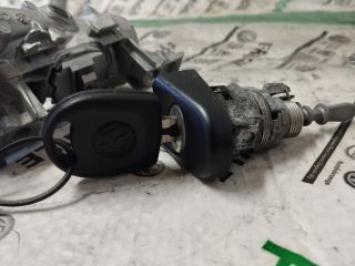 bontott VW CADDY Gyújtáskapcsoló