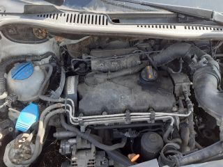 bontott VW CADDY Jobb első Féknyereg Munkahengerrel