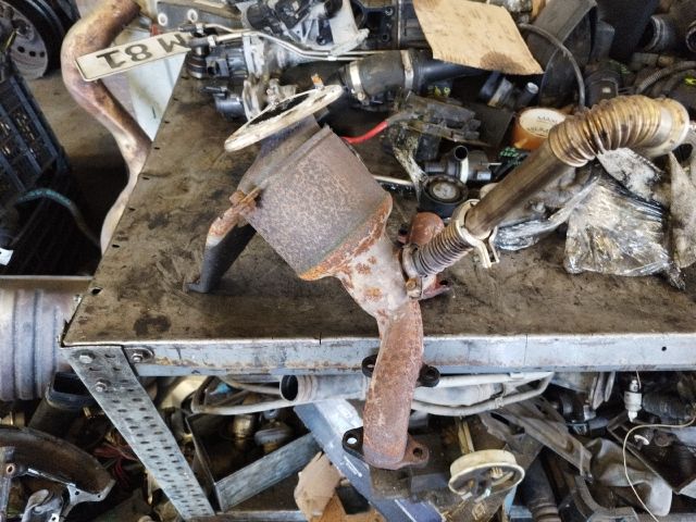 bontott VW CADDY Katalizátor