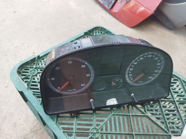 bontott VW CADDY Kilométeróra