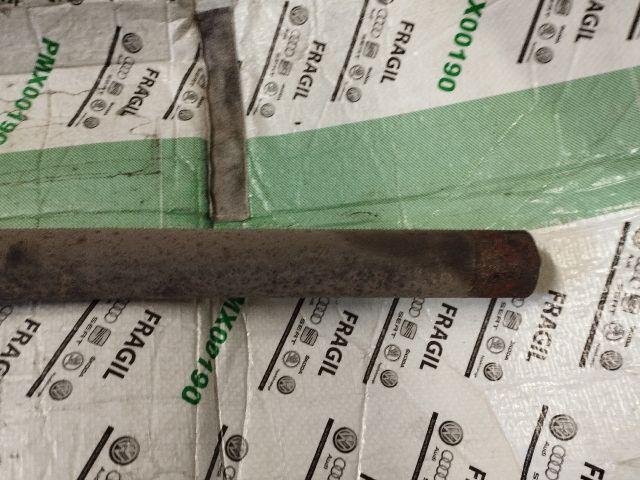 bontott VW CADDY Középső Kipufogó Cső