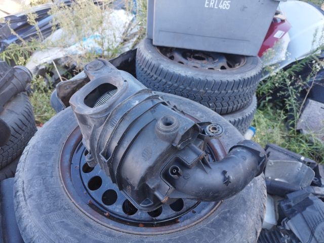 bontott VW CADDY Légszűrő Ház